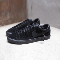 BLACK COMME des GARCONS x Nike Blazer Low…