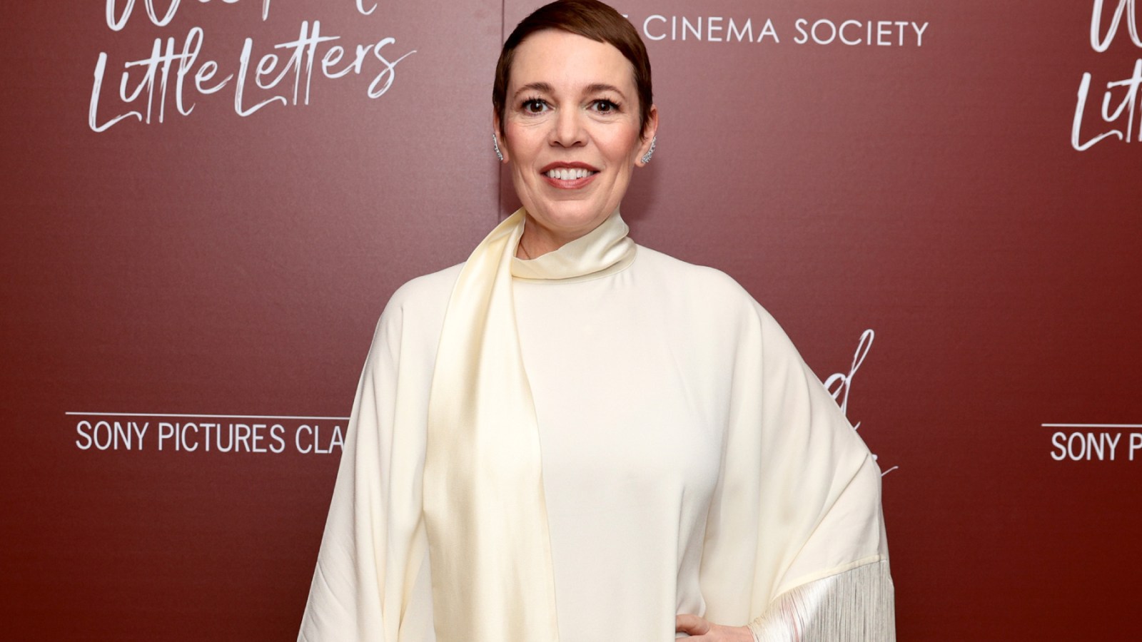 Olivia Colman Addresses Pay Disparity on CNN’s ‘The Amanpour Hour’